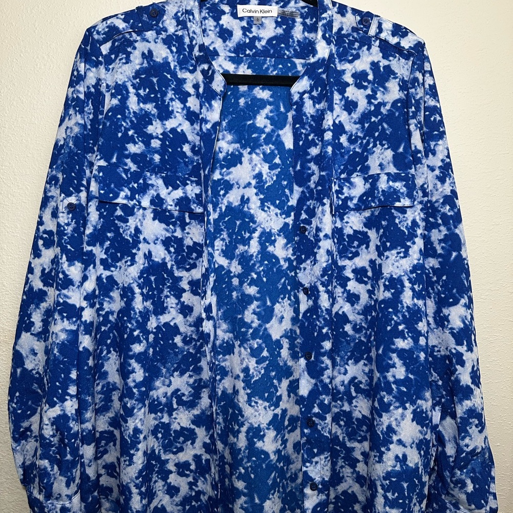 Calvin Klein Tie-Dye Blue and White Top